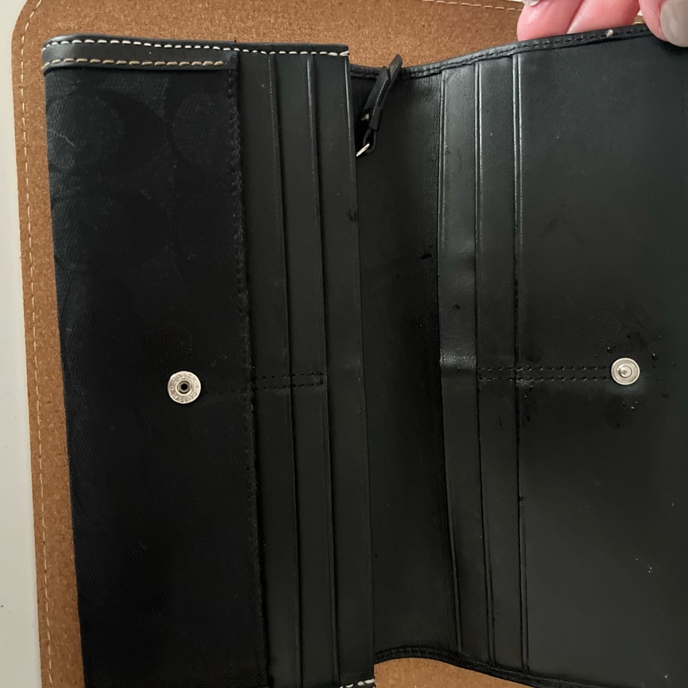 Coach wallet - Picture 2 of 5